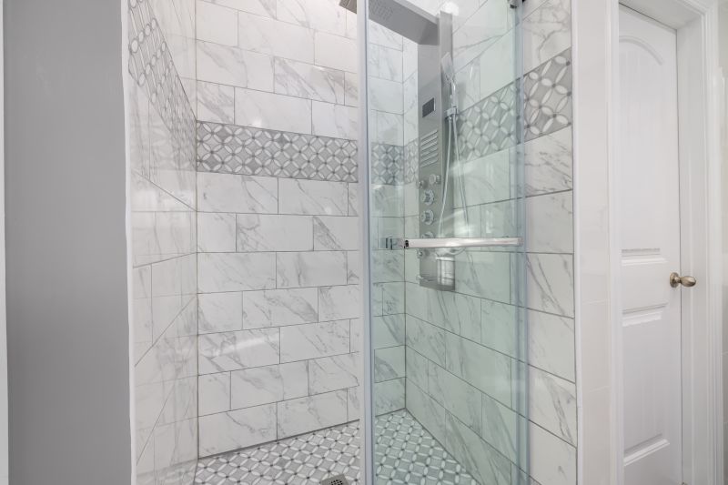 Top 10 Tile Shower Ideas for Small Bathrooms 2024